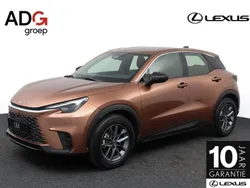 Bruin Gebruikt 2025 Lexus LBX SUV | € 37.950 (Goede deal)