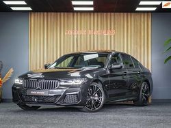 Grijs Gebruikt 2022 BMW 530 Sedan | € 40.950 (Eerlijke prijs)