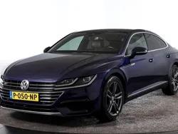 Blauw Gebruikt 2019 VW Arteon Business Hatchback | € 26.295 (Super prijs)