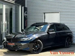 Zwart Gebruikt 2023 BMW 330 M Sport Stationwagen | € 49.950 (Duur)