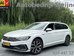Wit Gebruikt 2020 VW Passat Business Stationwagen | € 22.745 (Goede deal)