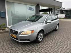 Grijs Gebruikt 2009 Volvo V70 Momentum Stationwagen | € 4.900 (Eerlijke prijs)