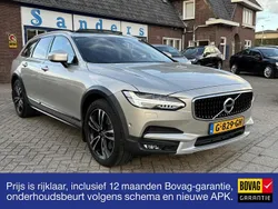 Bruin Gebruikt 2017 Volvo V90 CC Stationwagen | € 31.950 (Eerlijke prijs)