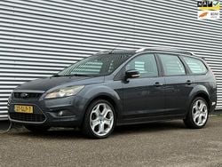 Grijs Gebruikt 2008 Ford Focus Titanium Stationwagen | € 2.940 (Eerlijke prijs)