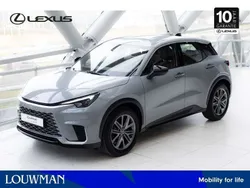 Manhattan grey (grijs metallic) Gebruikt 2024 Lexus LBX SUV | € 38.880 (Goede deal)