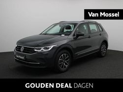 Grijs Gebruikt 2022 VW Tiguan Life SUV | € 34.400 (Goede deal)
