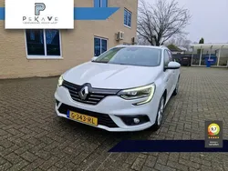 Wit Gebruikt 2019 Renault Mégane GrandTour LIMITED Stationwagen | € 15.295 (Goede deal)