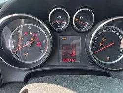 Zwart Gebruikt 2011 Opel Astra Cosmo Stationwagen | € 2.250 (Eerlijke prijs)