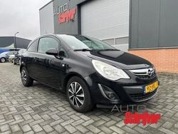 Zwart (metallic) Gebruikt 2011 Opel Corsa Hatchback | € 1.250 (Eerlijke prijs)
