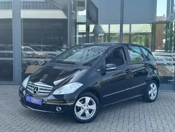 Zwart Gebruikt 2009 Mercedes A150 Avantgarde MPV | € 6.450 (Eerlijke prijs)
