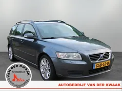 Grijs, metallic lak Gebruikt 2008 Volvo V50 Momentum Stationwagen | € 9.950 (Eerlijke prijs)