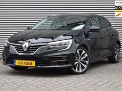 Zwart Gebruikt 2021 Renault Mégane IV Hatchback | € 19.950 (Eerlijke prijs)