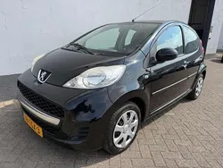 Zwart Gebruikt 2012 Peugeot 107 Hatchback | € 3.950 (Goede deal)