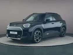 Zwart Gebruikt 2025 Mini Aceman Favoured SUV | € 33.950 (Goede deal)