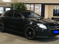 Zwart Gebruikt 2015 Mercedes GLA200 Prestige SUV | € 16.750 (Iets duurder)