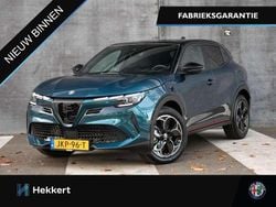 Blauw Nieuw 2025 Alfa Romeo Junior Edizione Speciale SUV | € 36.295 (Super prijs)