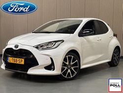 Wit Gebruikt 2021 Toyota Yaris Hybrid Executive Hatchback | € 22.900 (Eerlijke prijs)