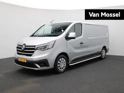 Gris highland Gebruikt 2023 Renault Trafic Van | € 20.930 (Goede deal)