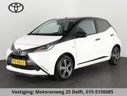 Wit Gebruikt 2017 Toyota Aygo Hatchback | € 8.950 (Eerlijke prijs)