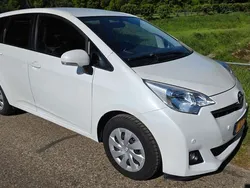 Wit Gebruikt 2014 Toyota Verso-S MPV | € 8.850 (Goede deal)