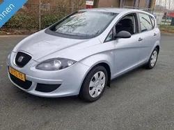 Grijs, metallic lak Gebruikt 2006 Seat Altea Stylance MPV | € 3.999 (Eerlijke prijs)