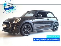 Zwart Gebruikt 2019 Mini Cooper Chili Hatchback | € 16.445 (Eerlijke prijs)