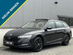 Zwart Gebruikt 2021 Skoda Octavia Sport Stationwagen | € 25.995 (Iets duurder)
