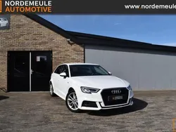 Wit, andere lak Gebruikt 2017 Audi A3 S-Line Hatchback | € 11.900 (Eerlijke prijs)