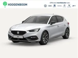 Wit Nieuw 2025 Seat Leon Business Hatchback | € 32.265 (Eerlijke prijs)