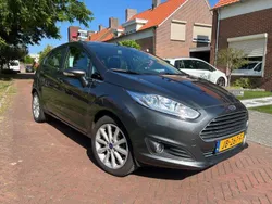 Grijs Gebruikt 2016 Ford Fiesta Titanium Hatchback | € 9.250 (Eerlijke prijs)