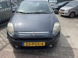 Blauw Gebruikt 2011 Fiat Punto Evo Dynamic Hatchback | € 1.800 (Eerlijke prijs)