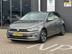 Grijs Gebruikt 2021 VW Polo Comfortline Hatchback | € 14.995 (Goede deal)