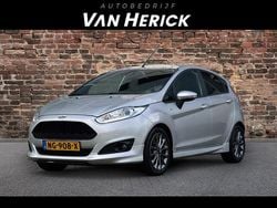Grijs Gebruikt 2017 Ford Fiesta ST-Line Hatchback | € 9.445 (Goede deal)