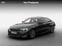 Zwart Nieuw 2025 BMW 330 Comfort Edition Sedan | € 69.470