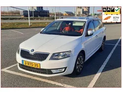 Wit Gebruikt 2014 Skoda Octavia Stationwagen | € 6.899 (Eerlijke prijs)
