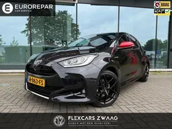 Zwart Gebruikt 2021 Toyota Yaris Hatchback | € 20.900 (Eerlijke prijs)