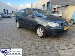 Blauw Gebruikt 2007 VW Polo Hatchback | € 4.950 (Eerlijke prijs)