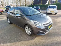 Grijs Gebruikt 2019 Peugeot 208 Active Hatchback | € 10.750 (Eerlijke prijs)