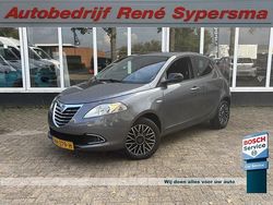 Grijs Gebruikt 2015 Lancia Ypsilon Hatchback | € 6.445 (Eerlijke prijs)