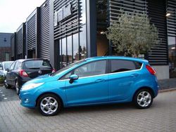 Blauw Gebruikt 2011 Ford Fiesta Ghia Hatchback | € 4.900 (Eerlijke prijs)
