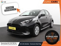 Grijs Gebruikt 2024 Mazda 2 Prime-Line Hatchback | € 22.490 (Eerlijke prijs)