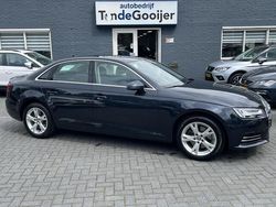 Blauw, metallic lak Gebruikt 2019 Audi A4 Sport Sedan | € 24.900