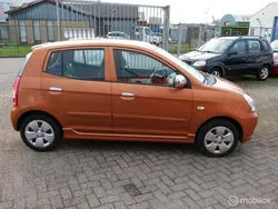 Oranje Gebruikt 2007 Kia Picanto 2 Hatchback | € 999 (Eerlijke prijs)
