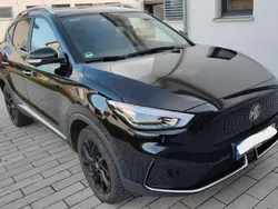 Zwart Gebruikt 2022 MG ZS Luxury Sedan | € 22.990 (Goede deal)