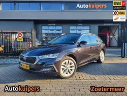 Zwart Gebruikt 2021 Skoda Octavia Business Line Stationwagen | € 20.950 (Eerlijke prijs)