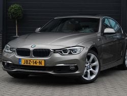 Grijs Gebruikt 2018 BMW 330e Comfort Edition Sedan | € 22.495 (Super prijs)