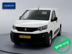 Wit Gebruikt 2021 Peugeot Partner Premium MPV | € 15.745 (Goede deal)