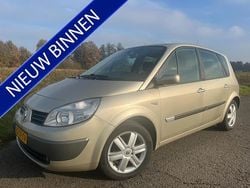 Beige Gebruikt 2006 Renault Scénic II Luxe MPV | € 1.450 (Eerlijke prijs)