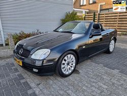 Zwart Gebruikt 1998 Mercedes SLK230 Cabriolet | € 2.950 (Eerlijke prijs)