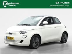 Wit Gebruikt 2022 Fiat 500e Icon Hatchback | € 17.245 (Eerlijke prijs)
